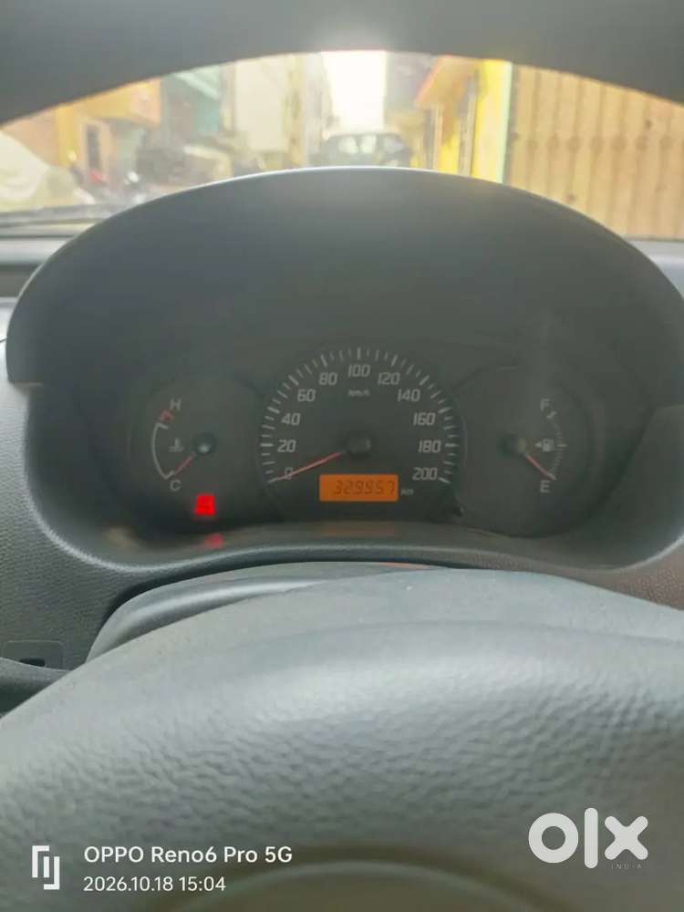 Maruti Suzuki Dzire (model : Aug-2015)