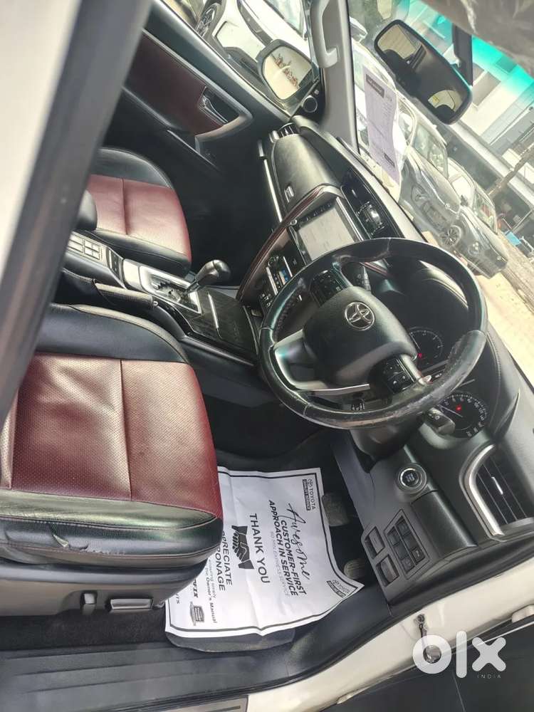 Toyota Fortuner Legender, 2022, Diesel
