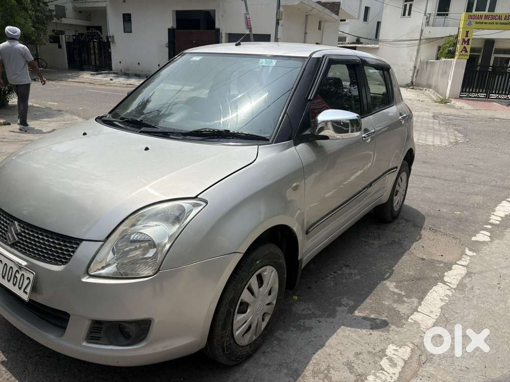 Maruti Suzuki Swift 1.2 Vxi Abs, 2009, Petrol