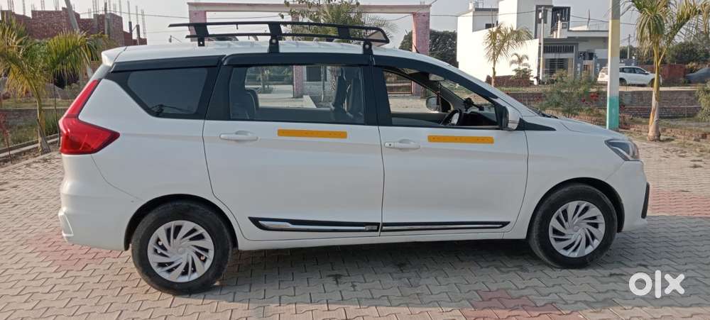 Maruti Suzuki Ertiga, 2022, Cng & Hybrids