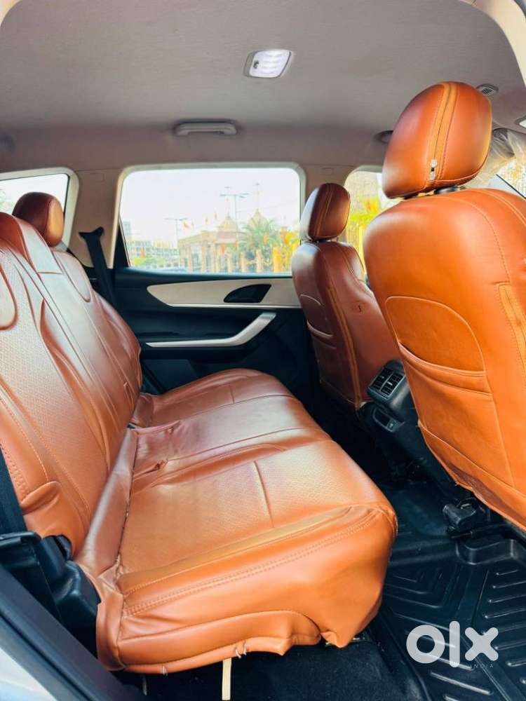 Mahindra Xuv700 Ax 3 Diesel Mt 5 Str (e), 2022, Diesel