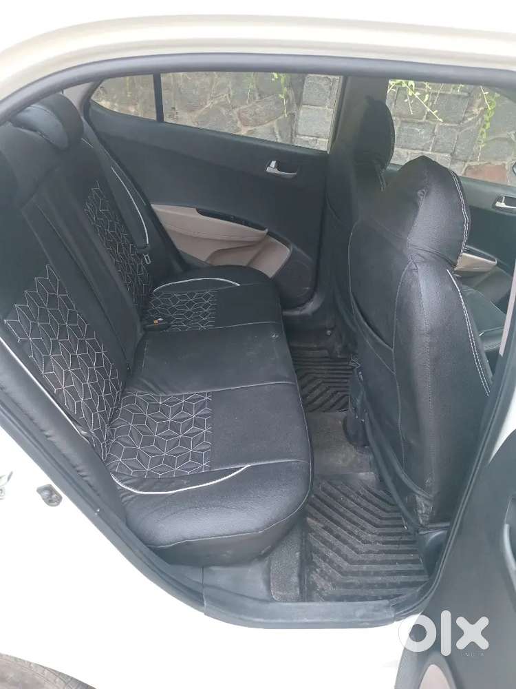 Hyundai Xcent 2015