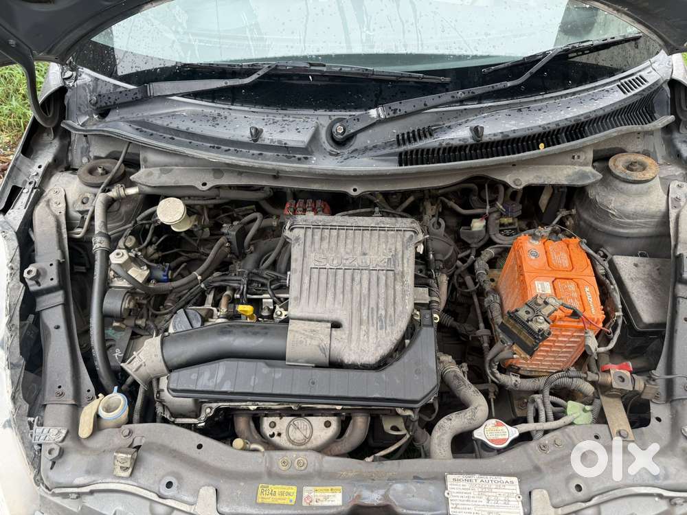 Maruti Suzuki Swift Dzire 1.3 Vxi, 2014, Cng & Hybrids