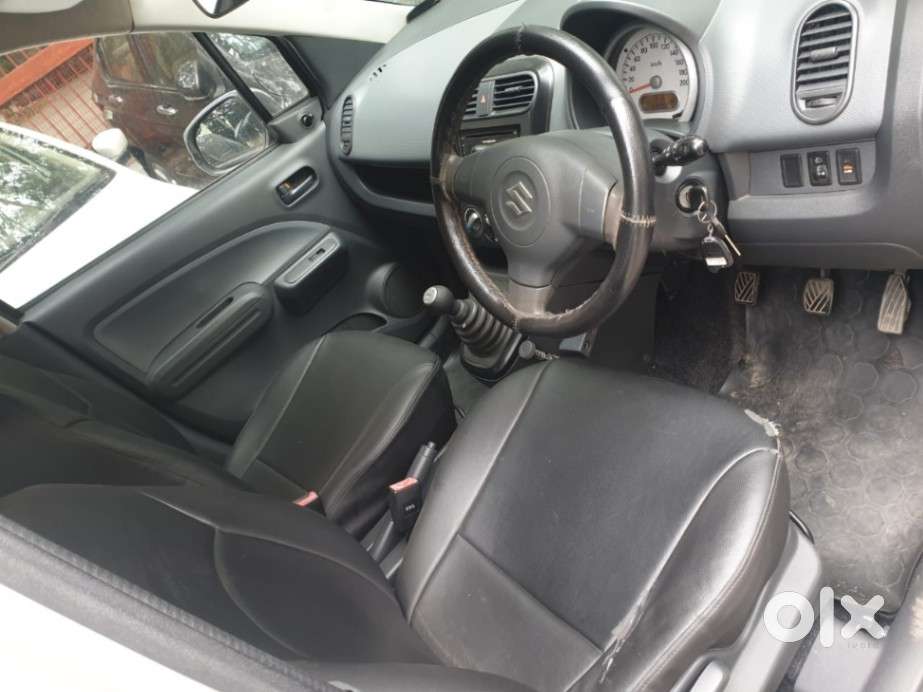 Maruti Suzuki Ritz Lxi, 2011, Petrol