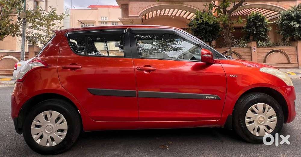 Maruti Suzuki Swift Vxi, 2013, Petrol