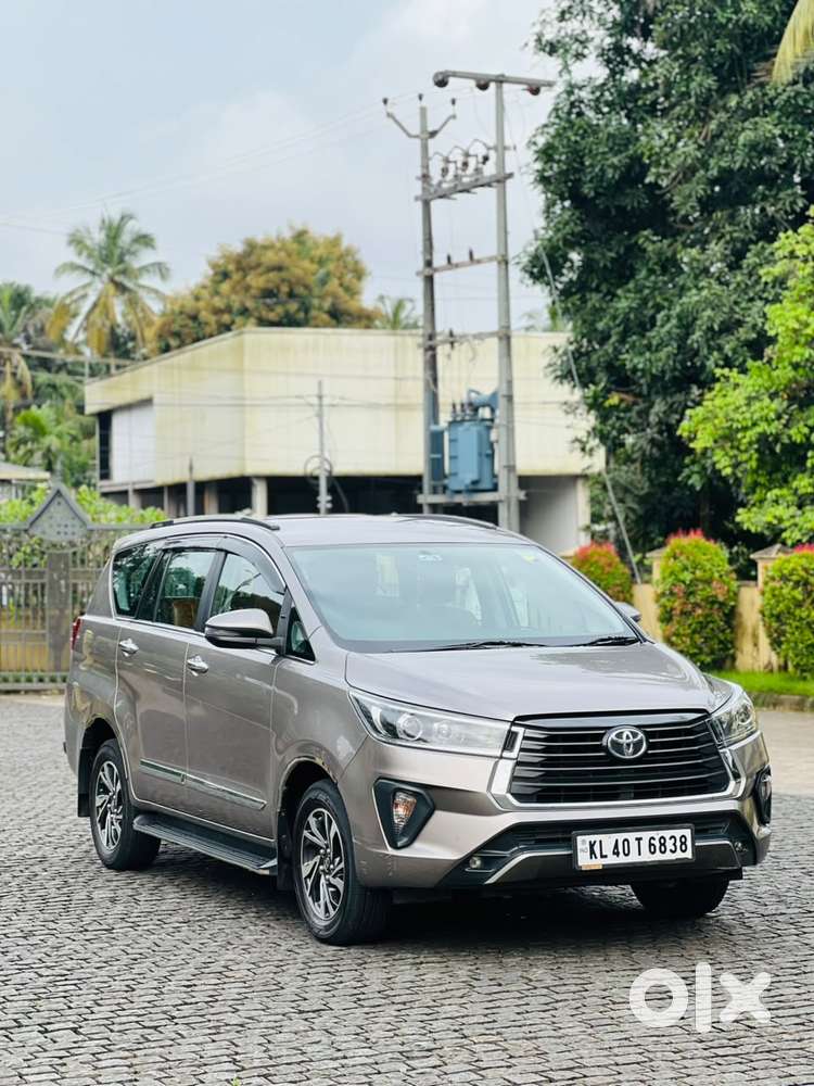 Toyota Innova Crysta Touring Sport 2.4 Mt, 2022, Diesel