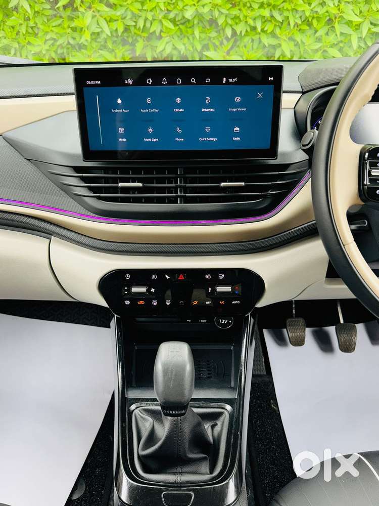 Tata Altroz Accomplished S Mt Diesel, 2025, Petrol
