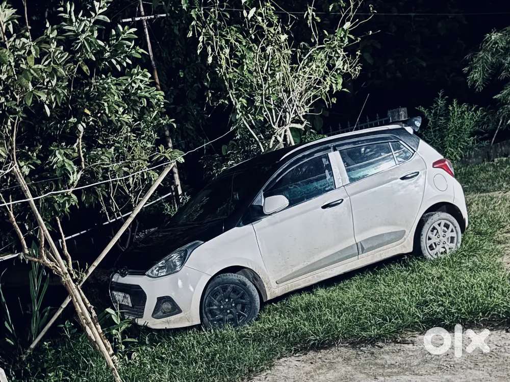 Want To Sell Grand I10 Sport 220000 Not Fixed