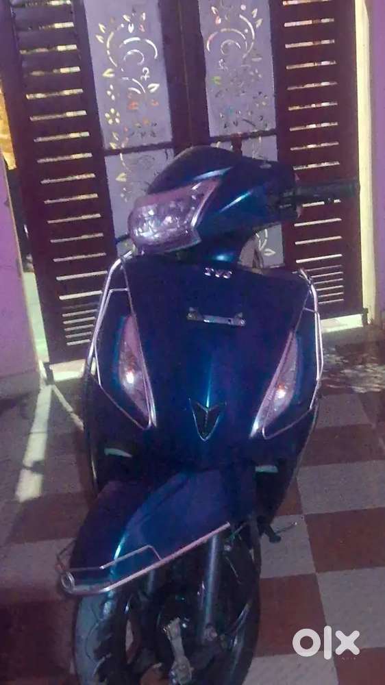 Jupiter Zx well maintained is for sale - Scooters in Jal Nigam
