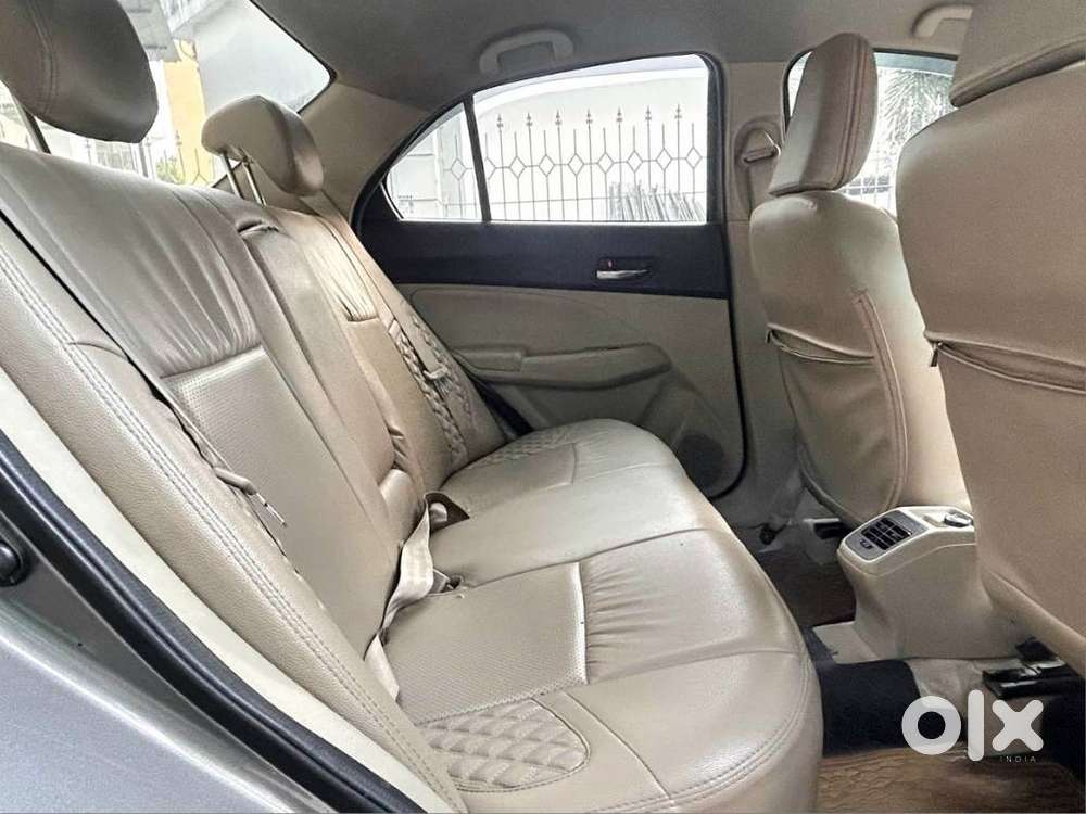 Maruti Suzuki Dzire 1.2 Vxi Amt, 2018, Petrol