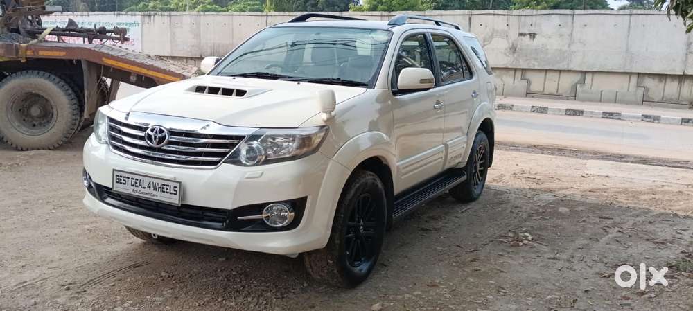 Toyota Fortuner 4x2 Manual, 2017, Diesel