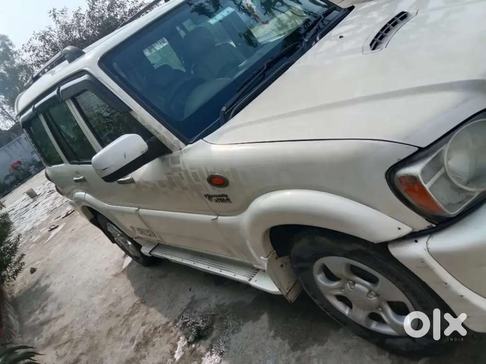 Mahindra Scorpio Classic 2013 Diesel Manual