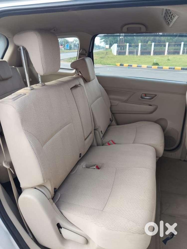 Maruti Suzuki Ertiga Vxi Shvs, 2023, Petrol