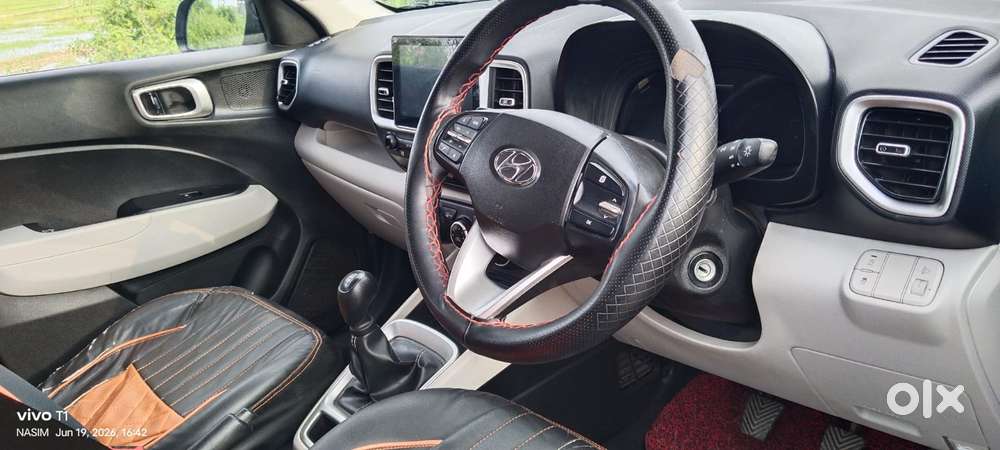 Hyundai Venue, 2024, Petrol