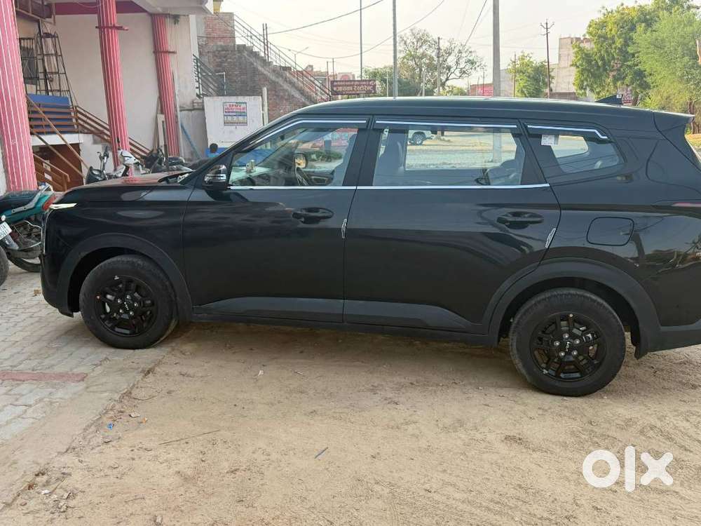 Kia Carens Clavis 2026 Petrol 11000 Km Driven