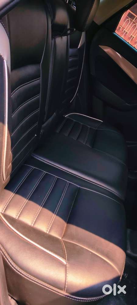 Maruti Suzuki Brezza Zxi Plus At, 2019, Diesel