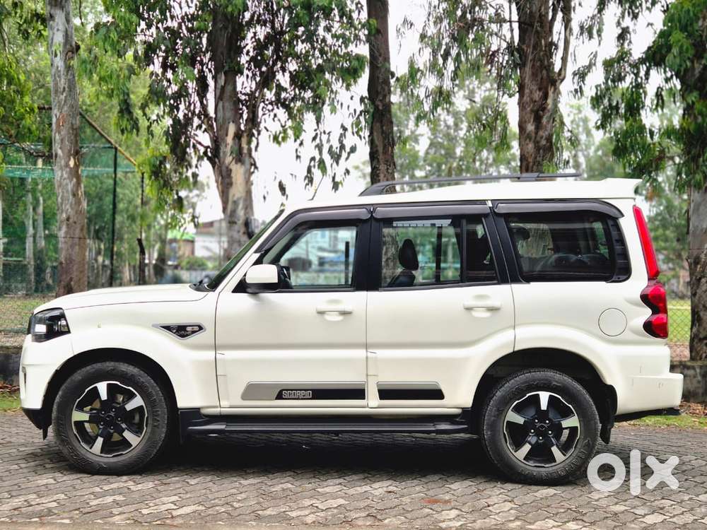 Mahindra Scorpio Classic 2.2 S 11 Mt 7 Str, 2023, Diesel