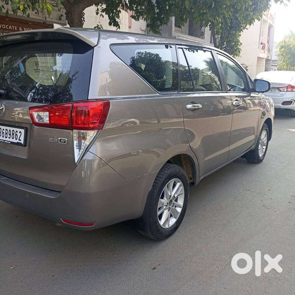 Toyota Innova Crysta 2.8 Gx At, 2017, Diesel