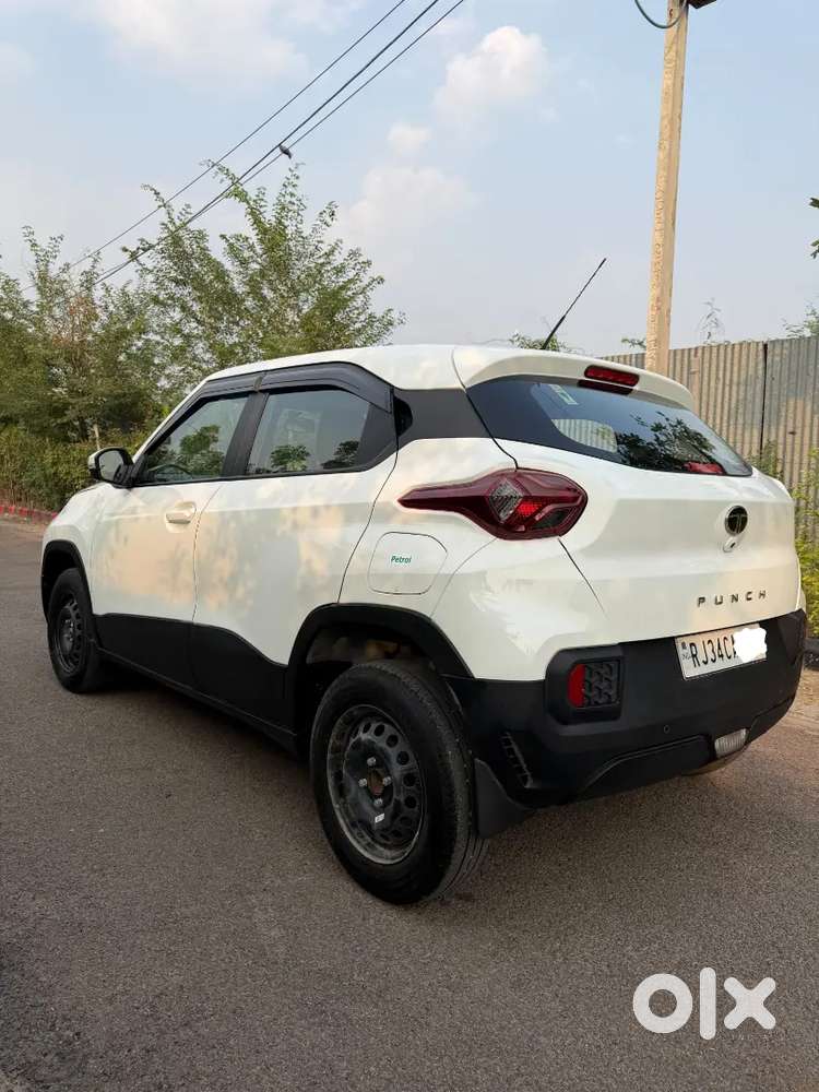 Tata Punch 1.2p Adventure +
