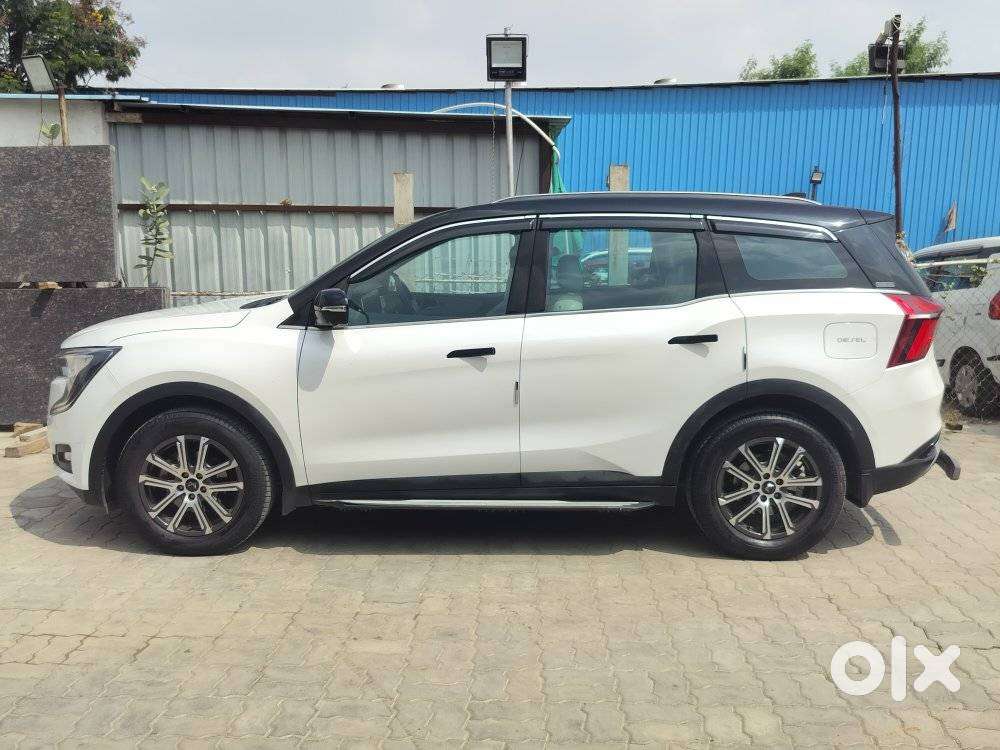 Mahindra Xuv700 2.2 Ax 7 Diesel Mt Luxury Pack Str, 2025, Diesel