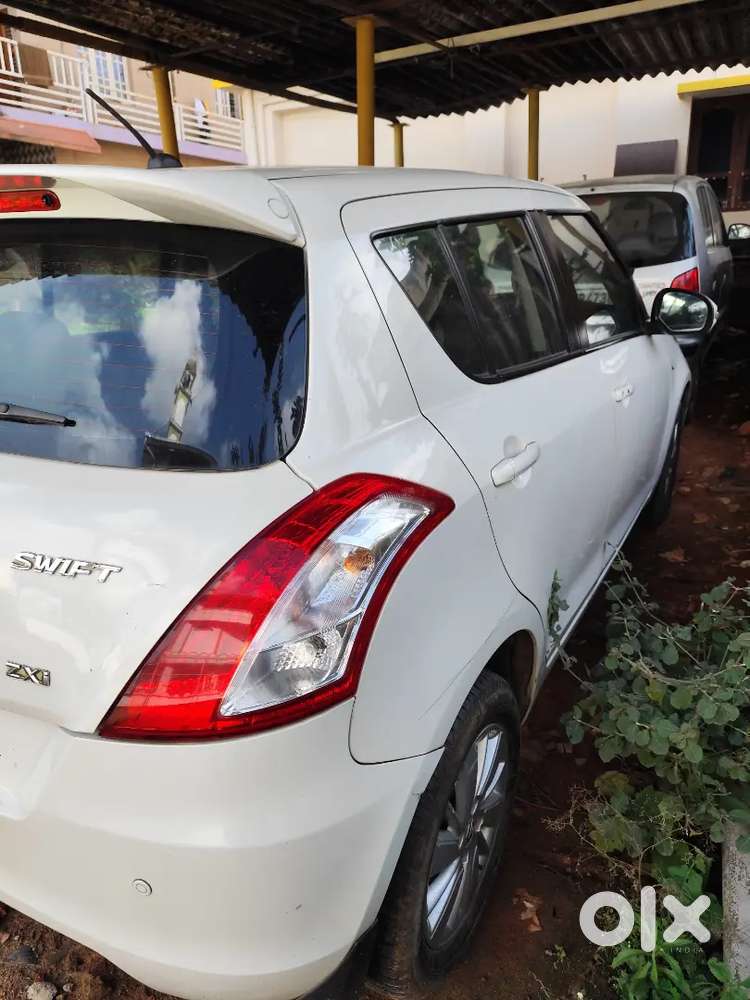 Maruti Suzuki Swift 2016