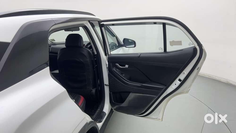 Hyundai Creta 1.5 S Plus Knight Petrol, 2022, Petrol