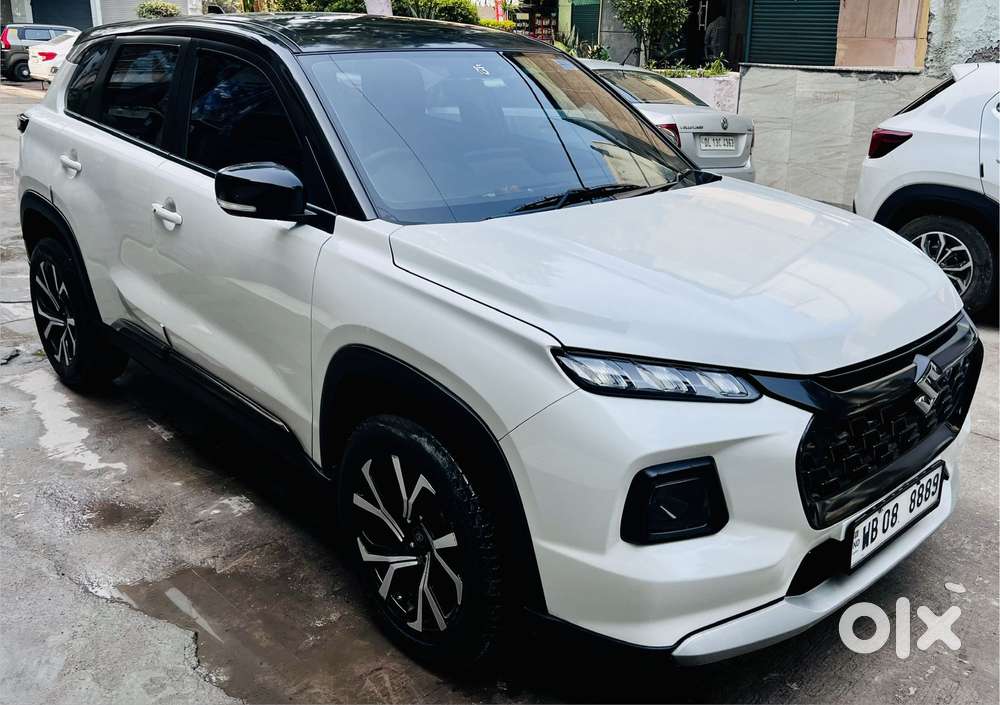 Maruti Suzuki Grand Vitara 1.5 Delta Smart Hybrid At, 2024, Petrol