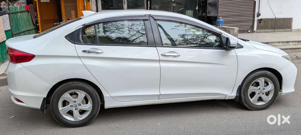Honda City I-vtec V, 2017, Petrol