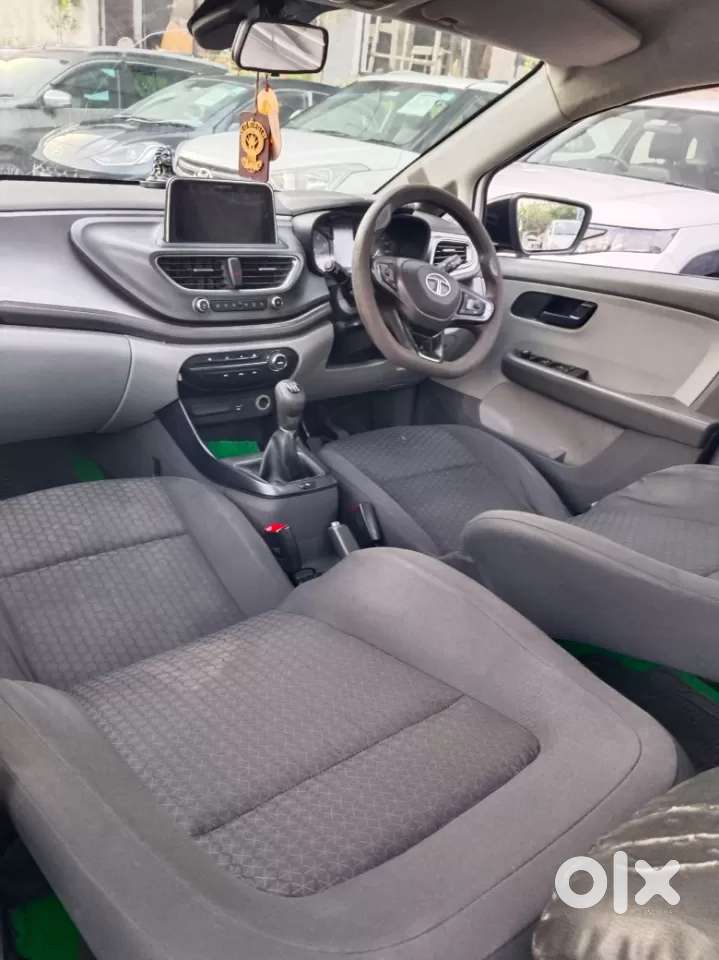 Tata Altroz 1.2 Xt, 2021, Petrol