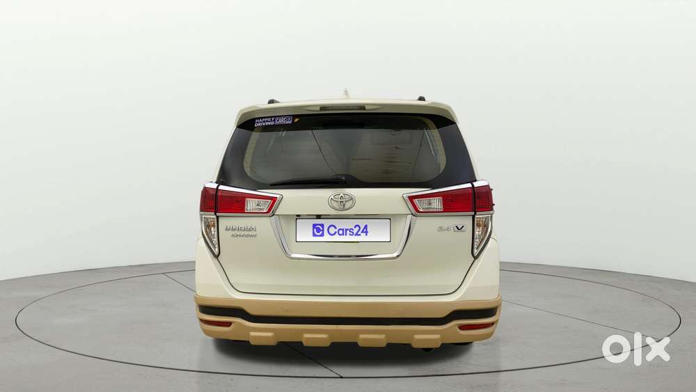 Toyota Innova Crysta 2.4 Vx Mt, 2017, Diesel