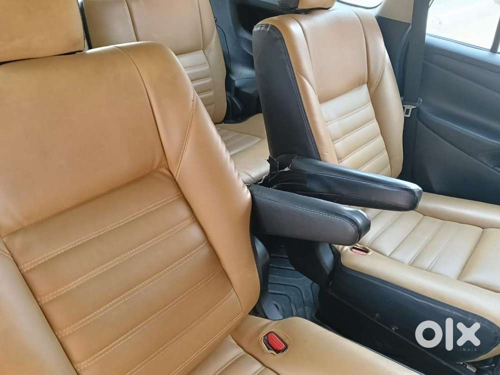 Toyota Innova Crysta 2.4g