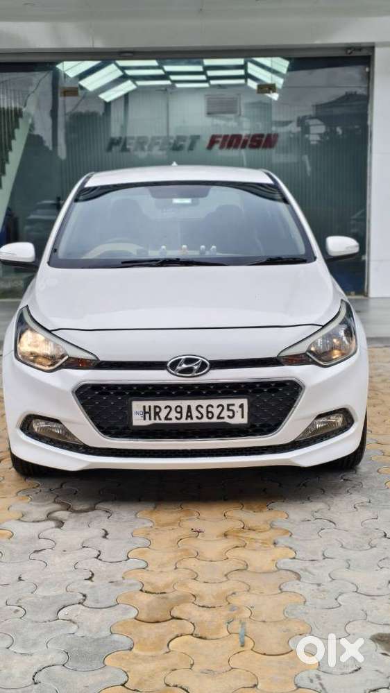 Hyundai I20 Sportz 1.2 Bs-iv, 2018, Petrol