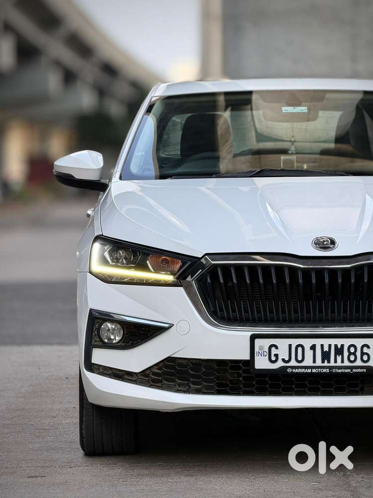 Skoda Slavia 1.0 Tsi Style, 2023, Petrol