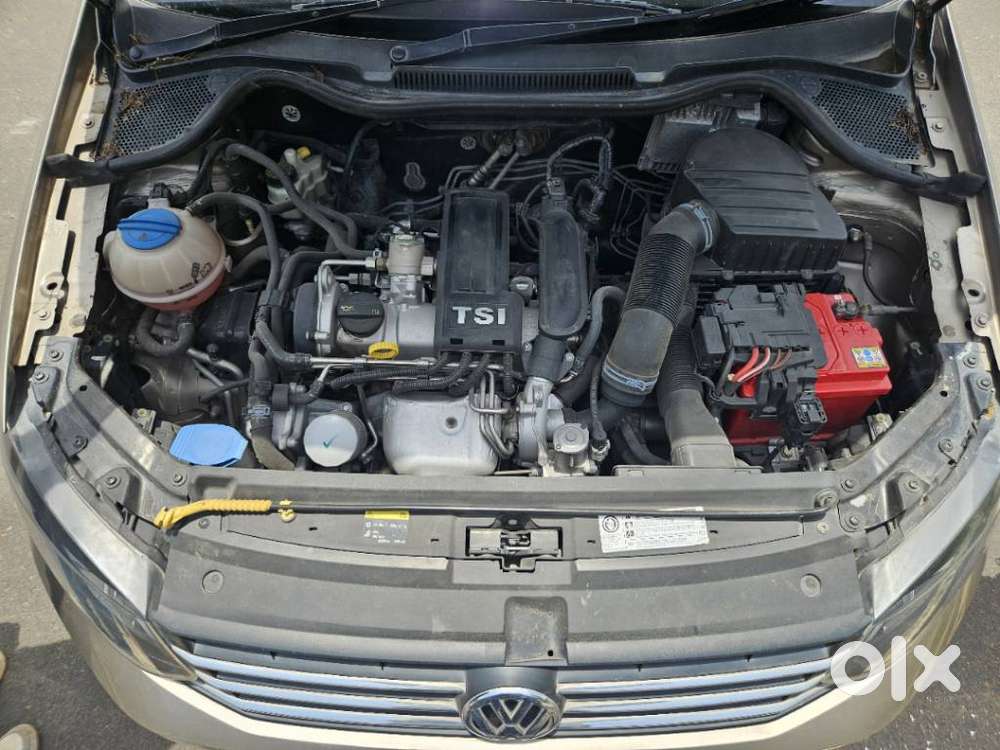 Volkswagen Vento 1.2 Tsi Highline At, 2016, Petrol