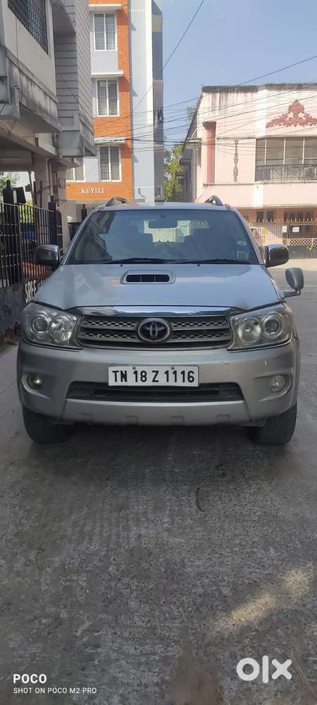 Toyota Fortuner 3.0 4x4 Manual, 2011, Diesel