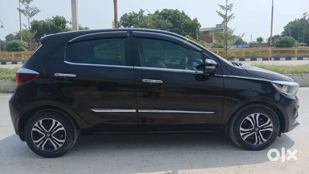 Tata Tiago 1.05 Revotorq Xt, 2022, Petrol