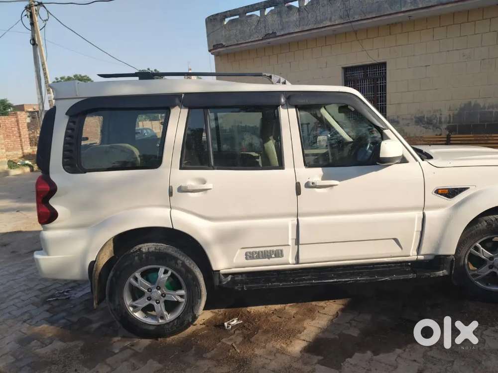 Mahindra Scorpio