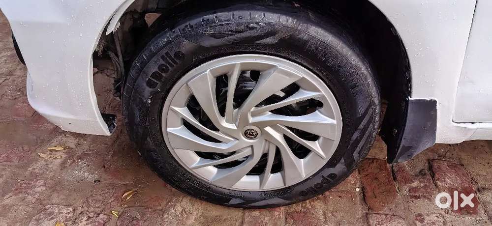 Maruti Suzuki Ertiga Lxi 2012