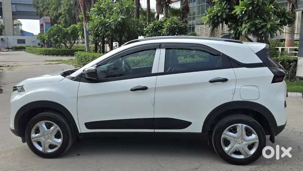 Tata Nexon Petrol Plus Icng 2025