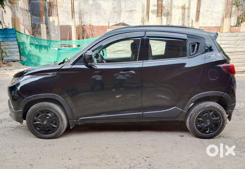 Mahindra Kuv 100 Mahindra-kuv-100-g80-k6-plus, 2016, Petrol