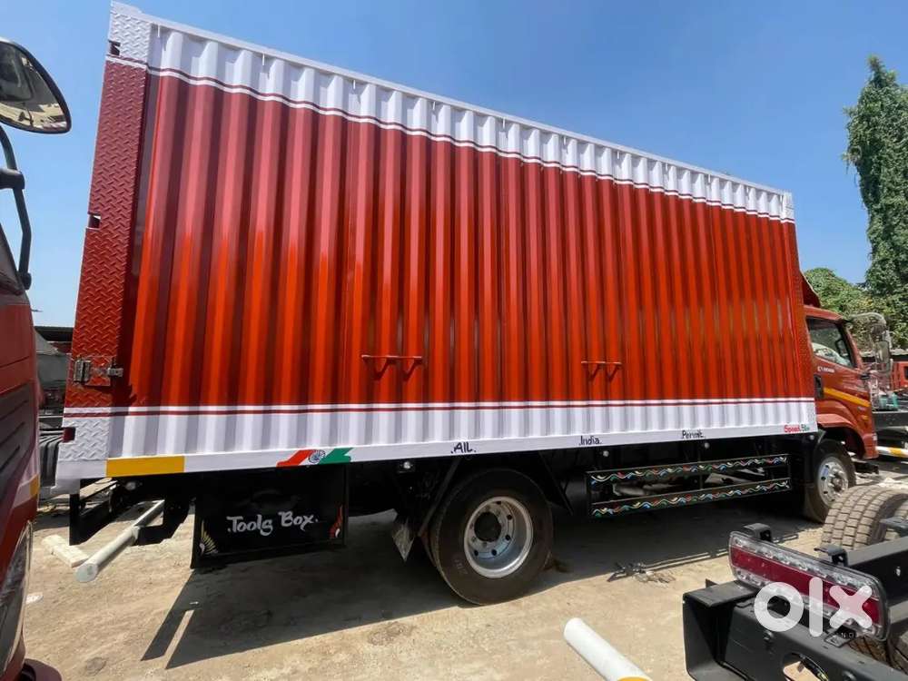 FOR SALE &ndash; EICHER 2110 | 20 FT CLOSED CONTAINER