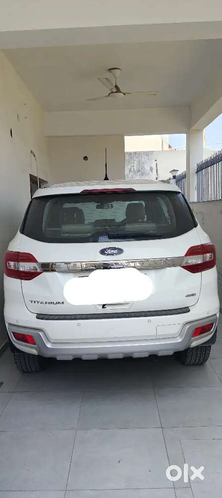 Ford Endeavour 3.2 Titanium Plus 4x4 At 2016