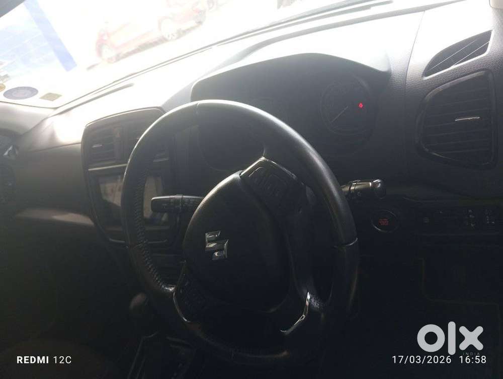 Maruti Suzuki Brezza Zxi Plus At, 2020, Petrol