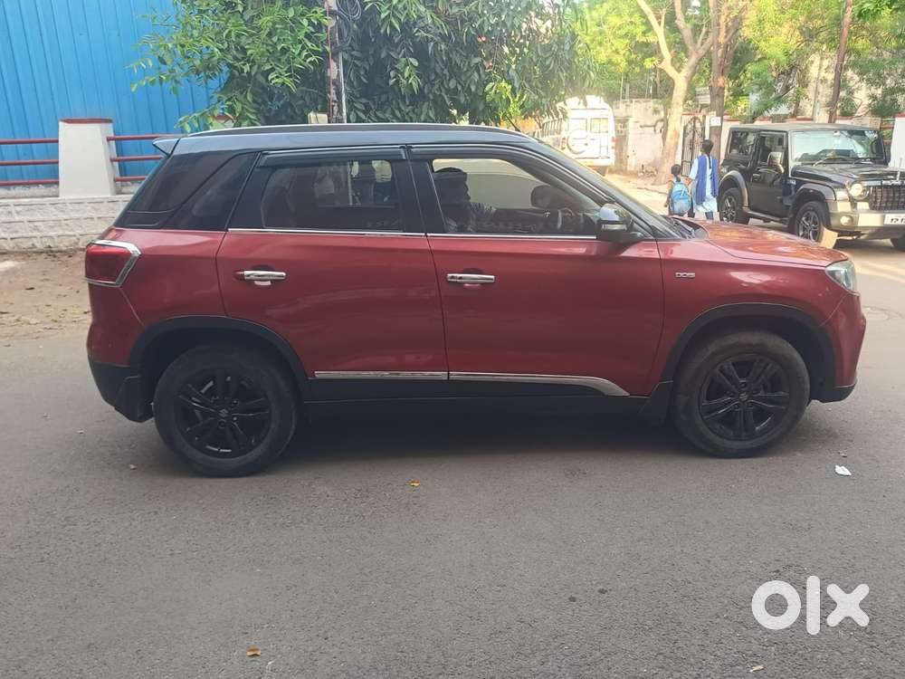 Maruti Suzuki Brezza Zdi+ Dual Tone, 2016, Diesel