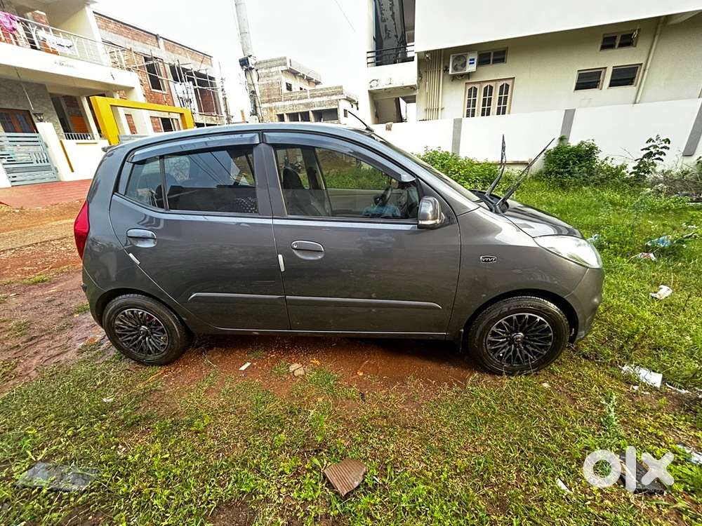 Hyundai I10 2011 Petrol 75000 Genuine Km Driven