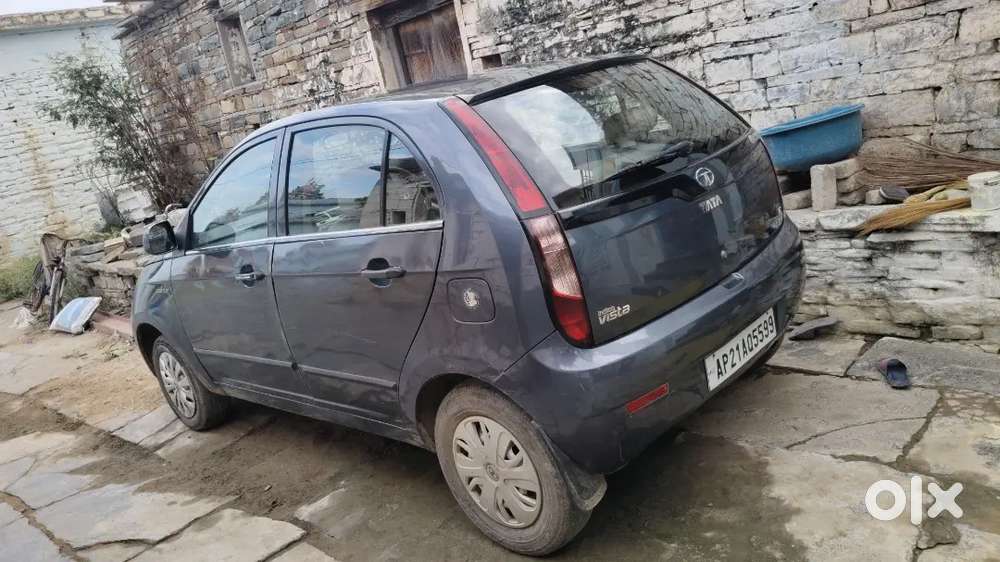 Tata Indica Vista 2013 Diesel 182000 Km Driven