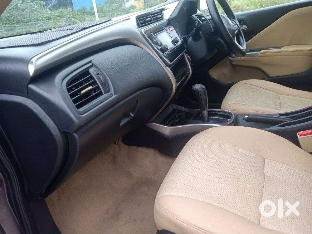 Honda City V At Sunroof I-vtec, 2015, Petrol
