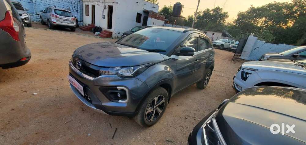 Tata Nexon Xz Plus Luxs, 2023, Petrol