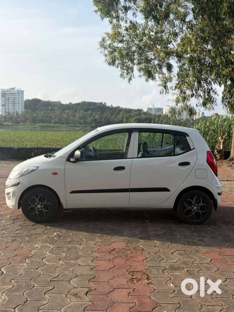 Hyundai I10 Magna O, 2016, Petrol