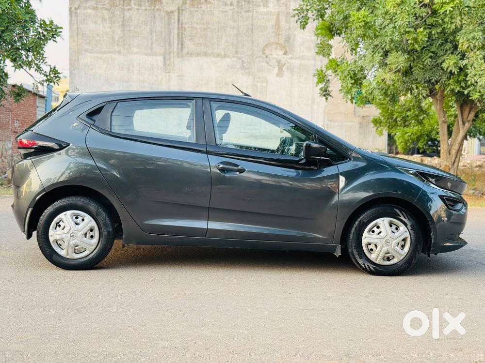 Tata Altroz 1.2 Xm, 2021, Petrol